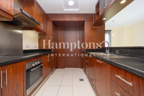 Apartment in Downtown Dubai (Downtown Burj Dubai), Dubai 1 bedroom, 95.03976900 sq.m. № 101401 - photo 4