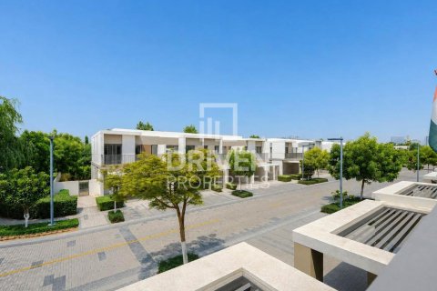 Снять в аренду таунхаус в Elan, Tilal Al Ghaf, Дубай: 3 спальни, 141.12м², № 128163 - фото 19