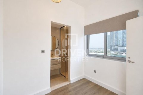 Apartment in Azure Residences, Palm Jumeirah, Dubai 2 bedrooms, 187.48 sq.m. № 128164 - photo 11