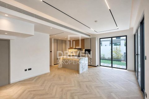 Villa in Aura, Tilal Al Ghaf, Dubai 5 bedrooms, 270.72 sq.m. № 138524 - photo 19