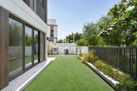 Villa in Aura, Tilal Al Ghaf, Dubai 5 bedrooms, 270.72 sq.m. № 138524 - photo 25