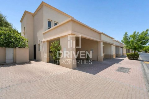 Villa in Springs 2, The Springs, Dubai 2 bedrooms, 241.27 sq.m. № 142801 - photo 22