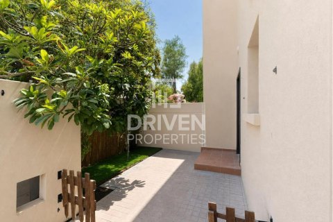 Villa in Springs 2, The Springs, Dubai 2 bedrooms, 241.27 sq.m. № 142801 - photo 29