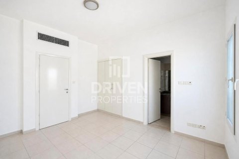 Villa in Springs 2, The Springs, Dubai 2 bedrooms, 241.27 sq.m. № 142801 - photo 8