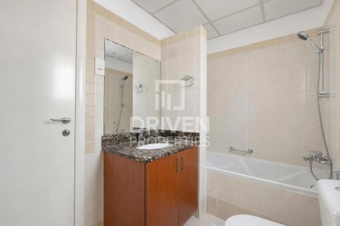 Villa in Springs 2, The Springs, Dubai 2 bedrooms, 241.27 sq.m. № 142801 - photo 20
