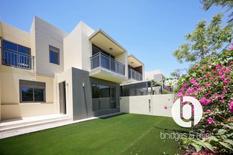 Villa en Dubai Hills Estate, Dubai, 3 dormitorios, 209 m², № 137429 - foto 9