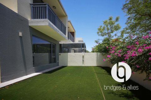 Villa en Dubai Hills Estate, Dubai, 3 dormitorios, 209 m², № 137429 - foto 5