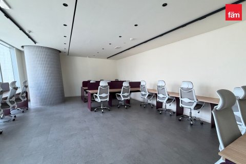 Bureau à Business Bay, Dubai, 92.2 m², № 137442 - photo 2