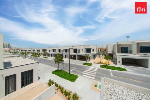 Townhouse in Jebel Ali, Dubai 4 bedrooms, 335.9 sq.m. № 137823 - photo 27