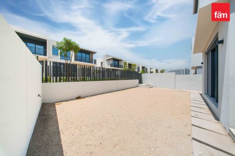 Townhouse in Jebel Ali, Dubai 4 bedrooms, 335.9 sq.m. № 137823 - photo 6