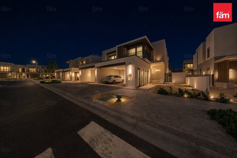 Townhouse in Jebel Ali, Dubai 4 bedrooms, 335.9 sq.m. № 137823 - photo 22