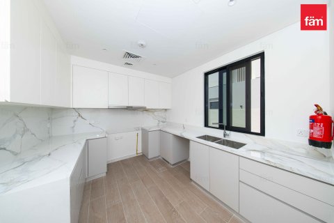 Townhouse in Jebel Ali, Dubai 4 bedrooms, 335.9 sq.m. № 137823 - photo 5