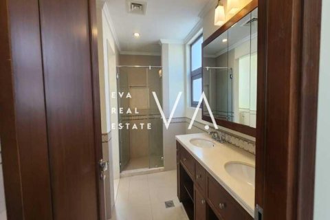 Villa in Dubai 5 bedrooms, 638.5 sq.m. № 52797 - photo 2