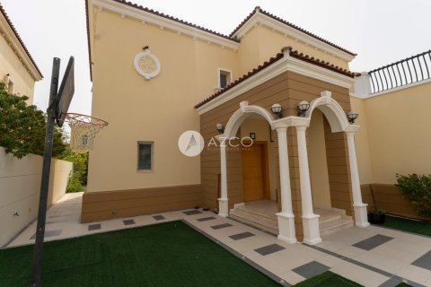 Villa in Jumeirah Park, Dubai 4 bedrooms, 510.8 sq.m. № 42136 - photo 27