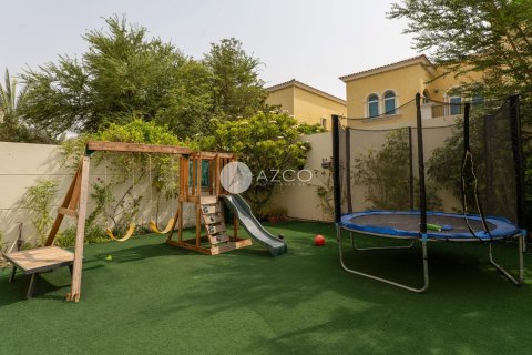 Villa in Jumeirah Park, Dubai 4 bedrooms, 510.8 sq.m. № 42136 - photo 28
