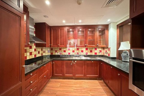 Appartement à Yansoon, Old Town, Dubai, 2 chambres, 136 m², № 73793 - photo 13
