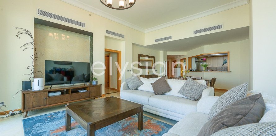 Квартира в Shoreline Apartments, Пальма Джумейра, Дубай, 3 спальни, 203м², № 38100