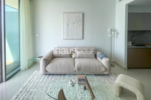 Apartment in EMAAR Beachfront, Dubai Harbour, Dubai 2 bedrooms, 109 sq.m. № 45026 - photo 3