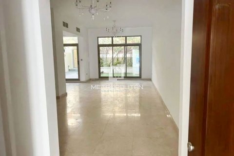 Adosado en Meydan, Dubai, 3 dormitorios, 235 m², № 73902 - foto 4