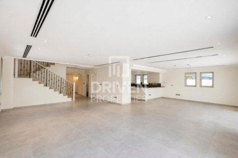 فيلا في Jumeirah Park, دبي 4 غرف نوم, 781.59 م² رقم 143176