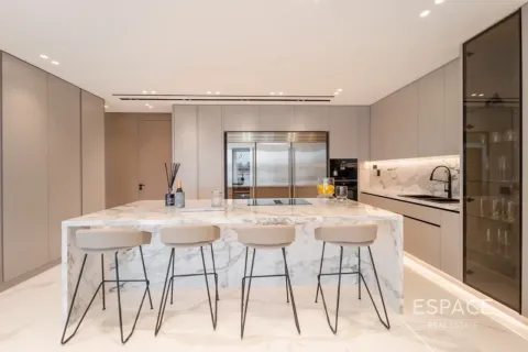 Villa en Palm Jumeirah, Dubai, 5 dormitorios, 492 m², № 71179 - foto 5