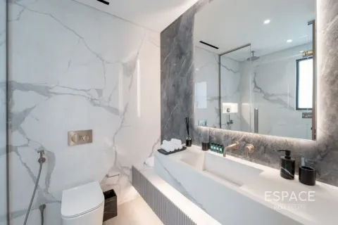 Villa en Palm Jumeirah, Dubai, 5 dormitorios, 492 m², № 71179 - foto 11