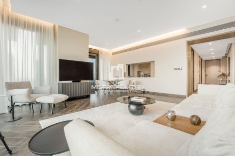 Apartment in Zabeel, Dubai 2 bedrooms, 187 sq.m. № 14991 - photo 9