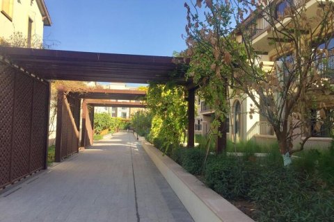 Apartment in Mirdif, Dubai 2 bedrooms, 138.24 sq.m. № 52623 - photo 8