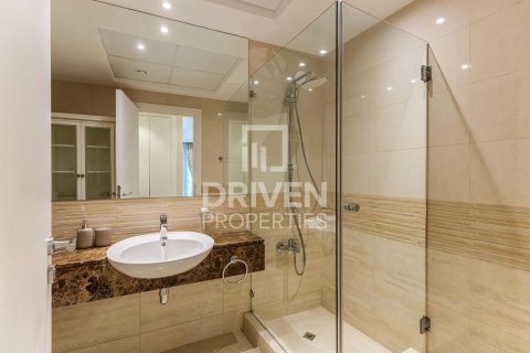 Снять в аренду квартиру в Trident Grand Residence, Дубай Марина, Дубай: 2 спальни, 148.83м², № 129744 - фото 2