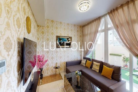 Снять в аренду таунхаус в DAMAC Hills (Akoya by DAMAC), Дубай: 3 спальни, 112м², № 46341 - фото 5