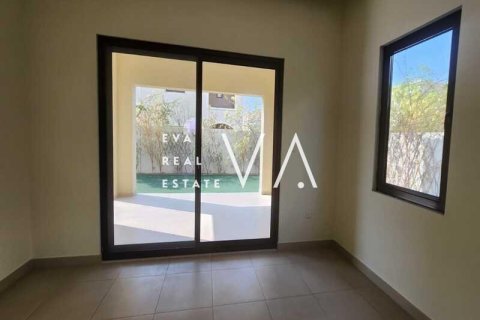 Villa in Dubai 5 bedrooms, 431.99 sq.m. № 52801 - photo 8