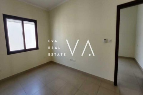 Villa in Dubai 5 bedrooms, 431.99 sq.m. № 52801 - photo 2