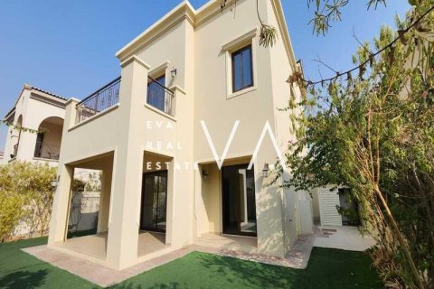 Villa à Dubai, 5 chambres, 431.99 m², № 52801