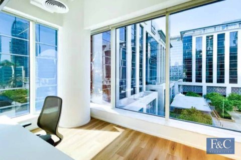 Bureau à Sheikh Zayed Road, Dubai, 175 m², № 103766 - photo 3