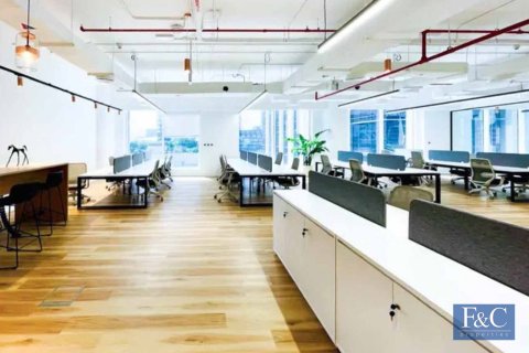 Bureau à Sheikh Zayed Road, Dubai, 175 m², № 103766 - photo 13