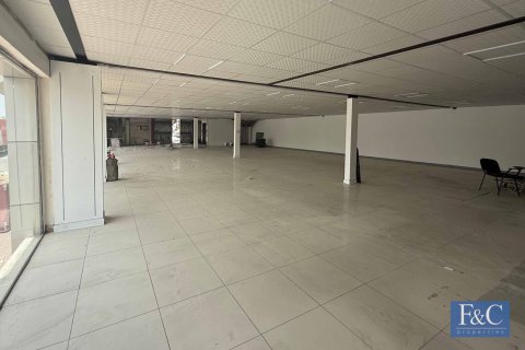 Warehouse in Al Quoz Industrial Area, Al Quoz, Dubai 790 sq.m. № 103759