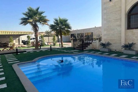 Villa en Al Barsha 2, Al Barsha, Dubai, 6 dormitorios, 1394 m², № 103765 - foto 9