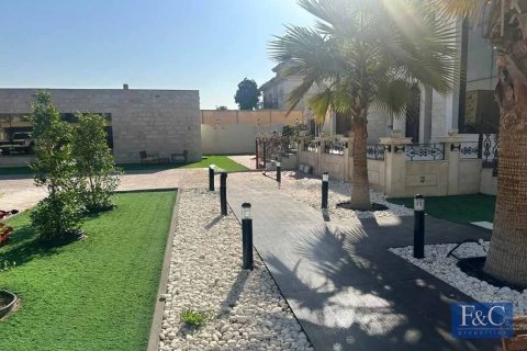 Villa en Al Barsha 2, Al Barsha, Dubai, 6 dormitorios, 1394 m², № 103765 - foto 4