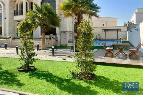 Villa en Al Barsha 2, Al Barsha, Dubai, 6 dormitorios, 1394 m², № 103765 - foto 2