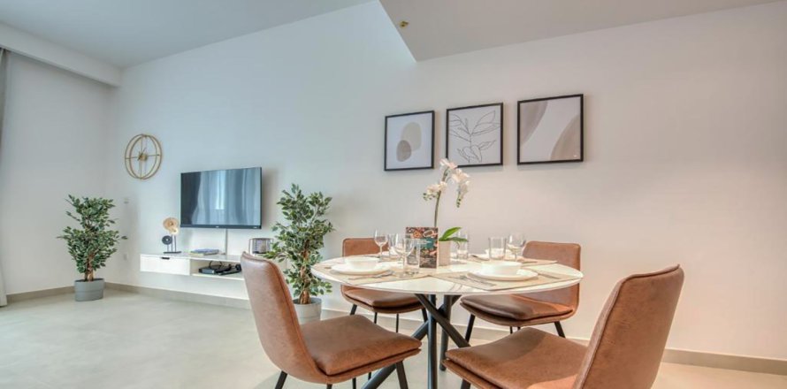 Квартира в CREEK HORIZON в Dubai Creek Harbour (The Lagoons), Дубай, 2 спальни, 105м², № 29847