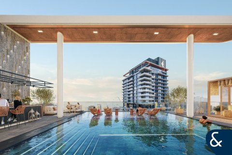 Apartment in Jumeirah Lake Towers, Dubai 3 bedrooms, 241 sq.m. № 98307 - photo 3