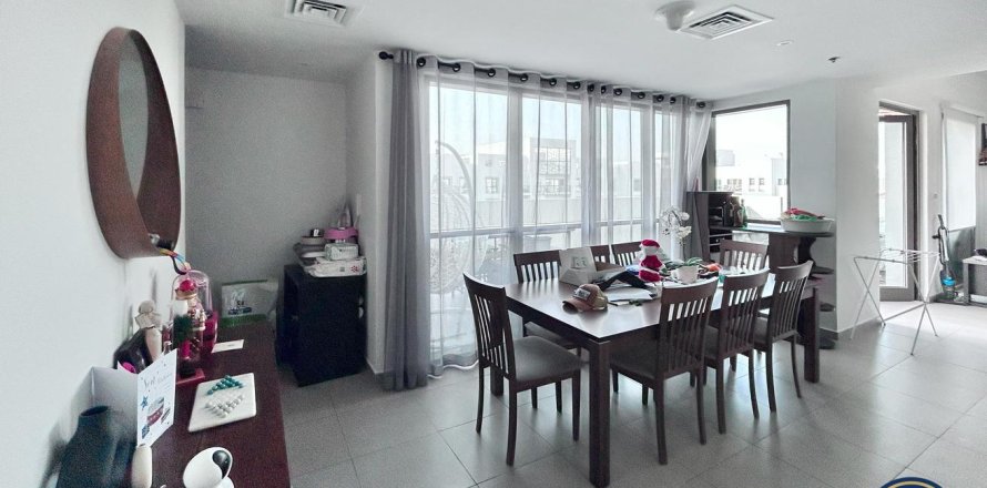 Appartement à Town Square, Dubai, 3 chambres, 139 m², № 45992