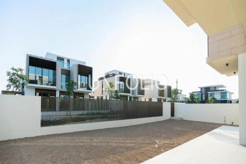 Купить виллу в Дубай Хилс Эстейт, Дубай: 5 спален, 660м², № 45977 - фото 9