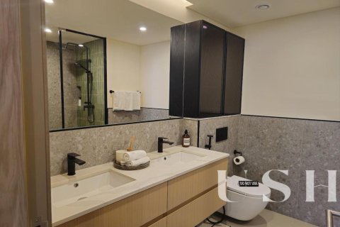 Apartment in Jumeirah Village Circle, Dubai 2 bedrooms, 132 sq.m. № 39625 - photo 15