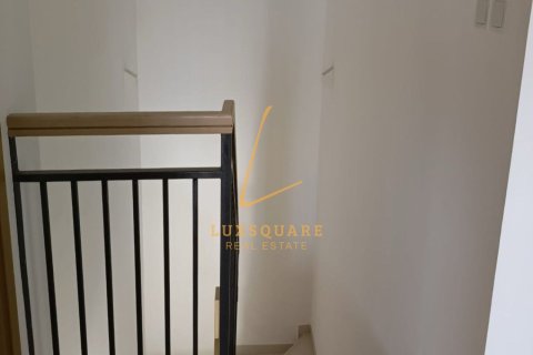Villa in Dubai Land, Dubai 3 bedrooms, 161 sq.m. № 141561 - photo 9