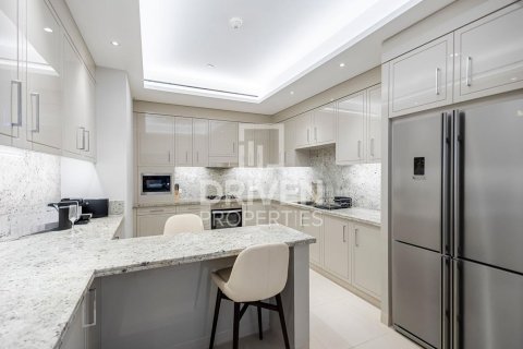 Apartamento en The Address Sky View Towers, Downtown Dubai (Downtown Burj Dubai), Dubai, 2 dormitorios, 143.26 m², № 137033 - foto 10