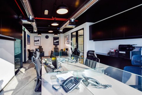 Office in Jumeirah Bay Towers, Jumeirah Lake Towers, Dubai 100 sq.m. № 113243 - photo 9