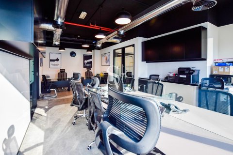 Office in Jumeirah Bay Towers, Jumeirah Lake Towers, Dubai 100 sq.m. № 113243 - photo 10