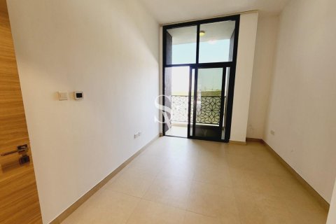 Снять в аренду квартиру в Al Jaddaf, Дубай: 2 спальни, 112м², № 113250 - фото 2