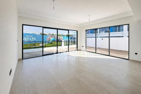 تاون هاوس في Damac Lagoons, دبي 5 غرف نوم , 289.21 م² رقم 143237